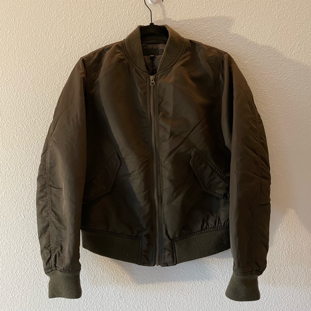 Uniqlo Nylon Bomber Military Green Women’s Medium